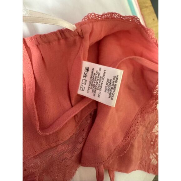 Pink tank top - Picture 4 of 7